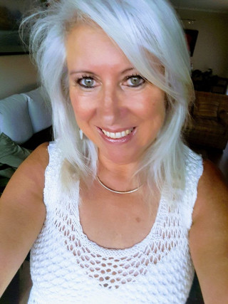 Självsäkerhet Söker Lika i Borgholm